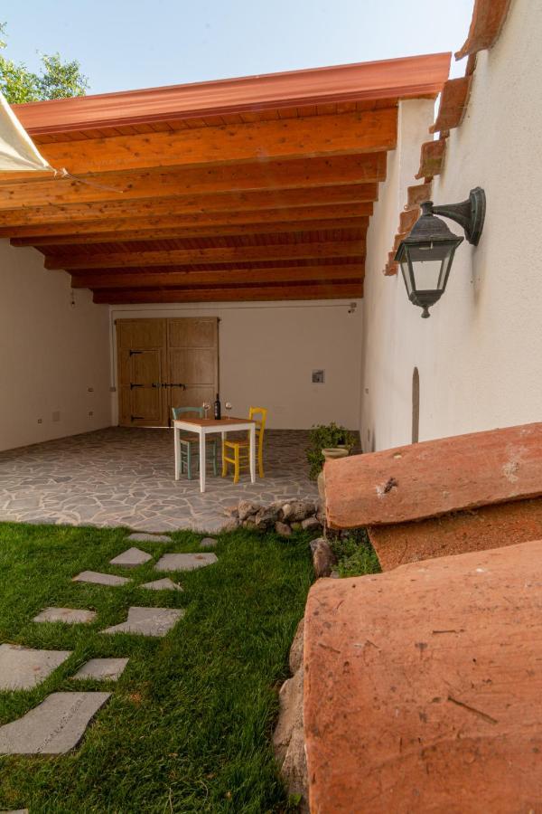 La Vecchia Dimora Bed & Breakfast Marrùbiu Exterior foto