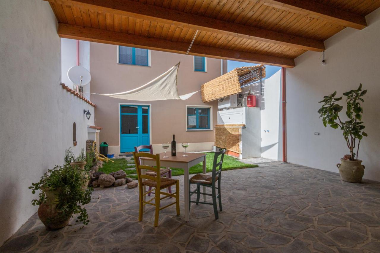 La Vecchia Dimora Bed & Breakfast Marrùbiu Exterior foto